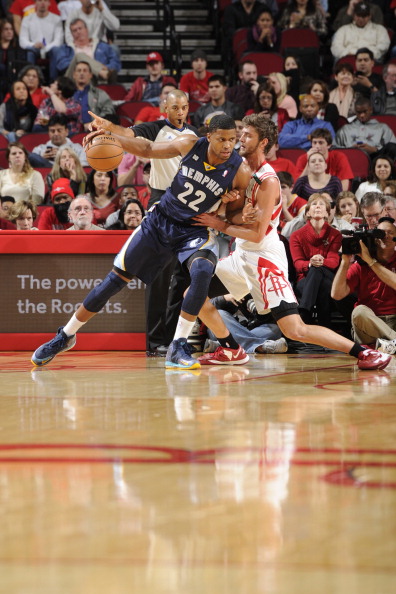 还必须具备 还必须具备